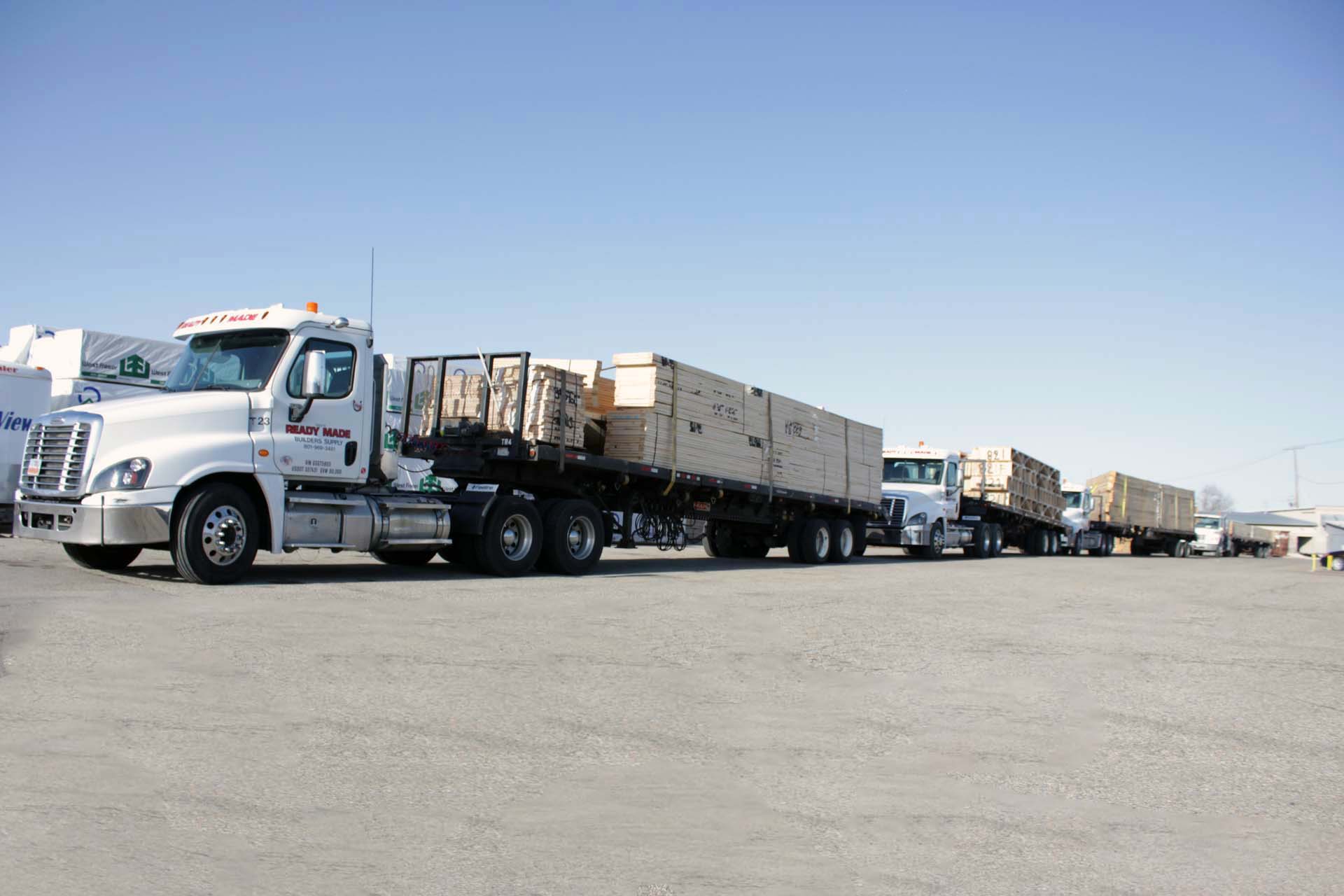 trusses transportation by trucks
