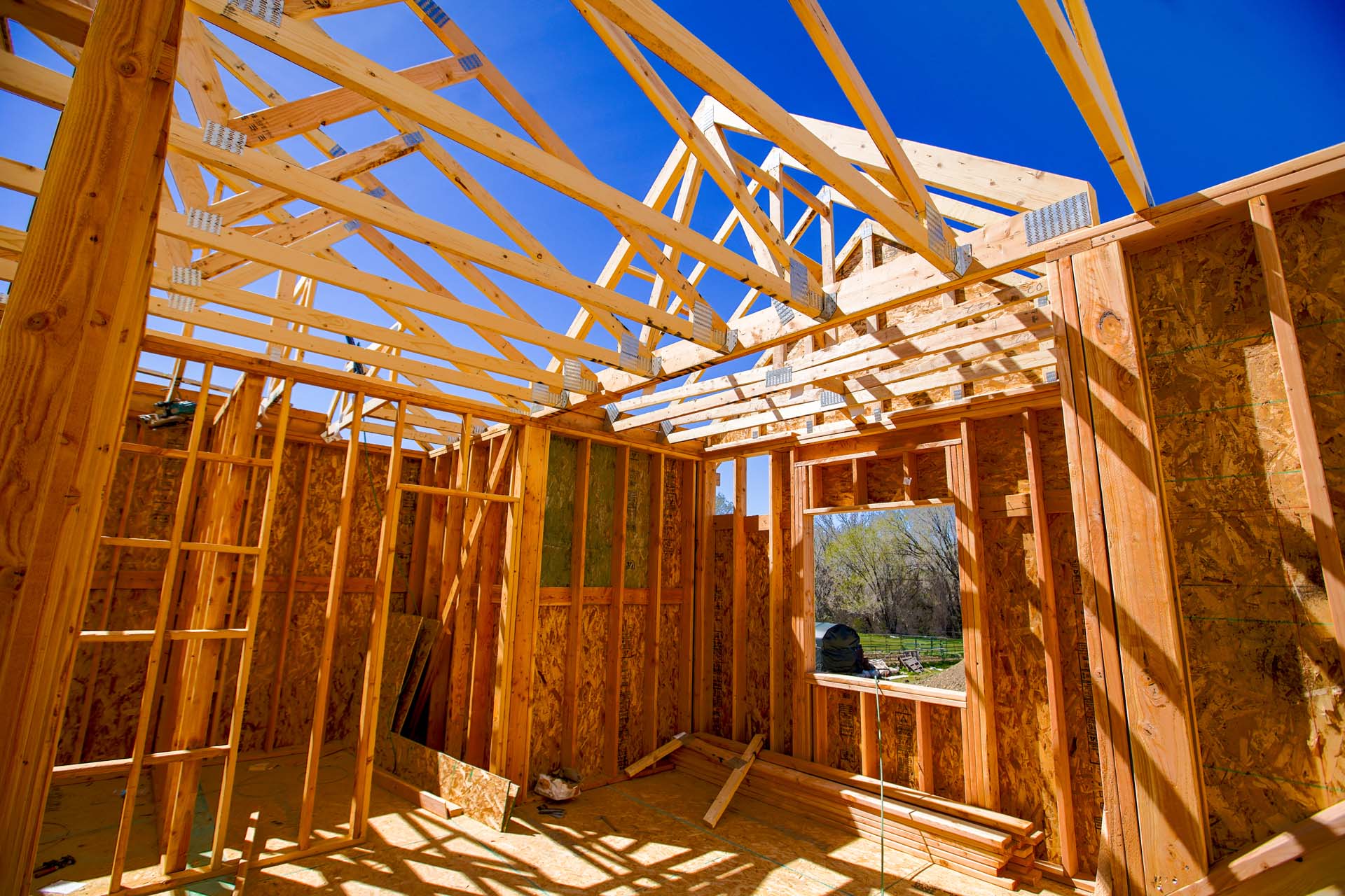 prefabricated trusses, roofs and walls
